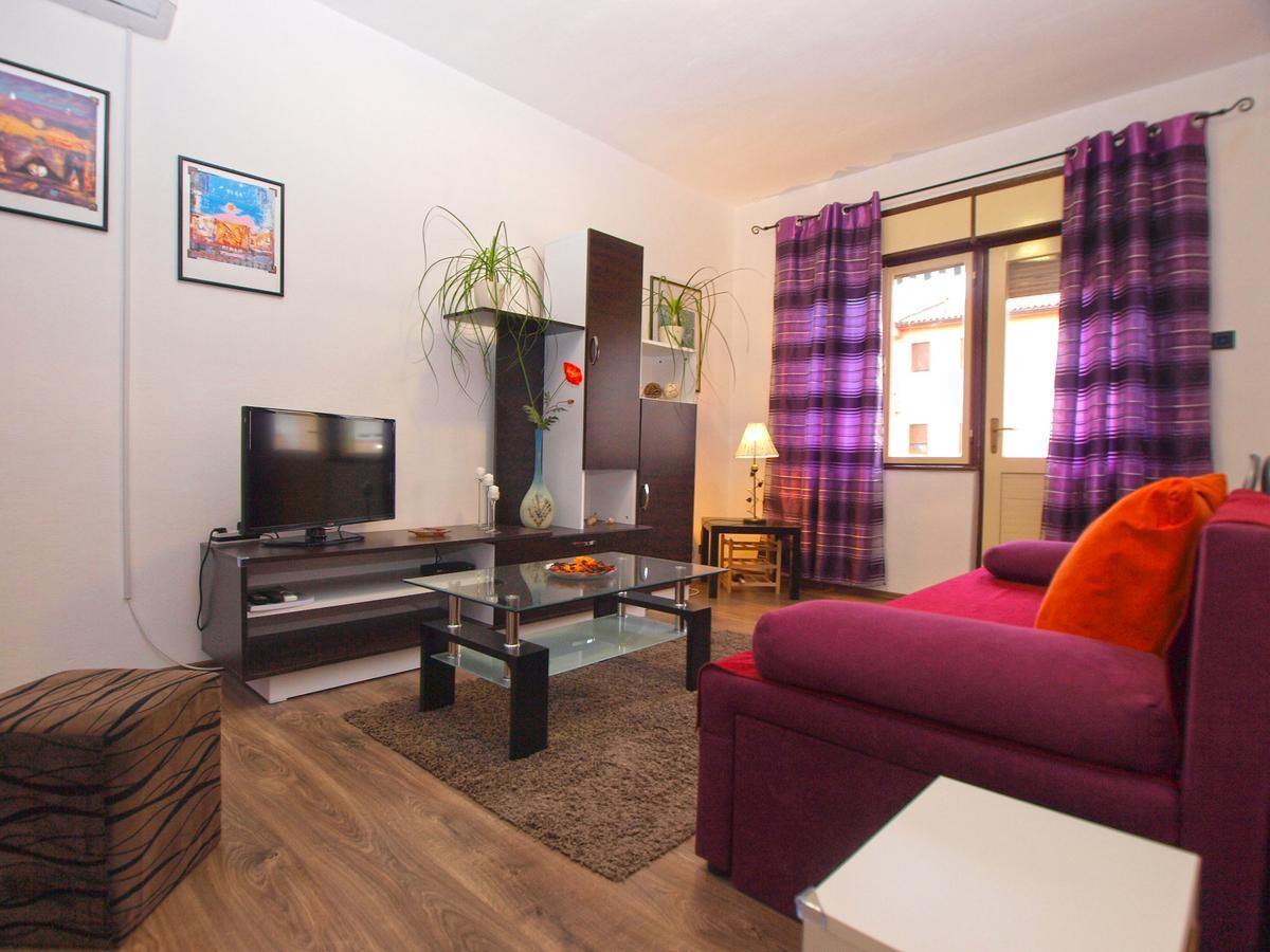 Apartment Luciano 1540 Pula Luaran gambar