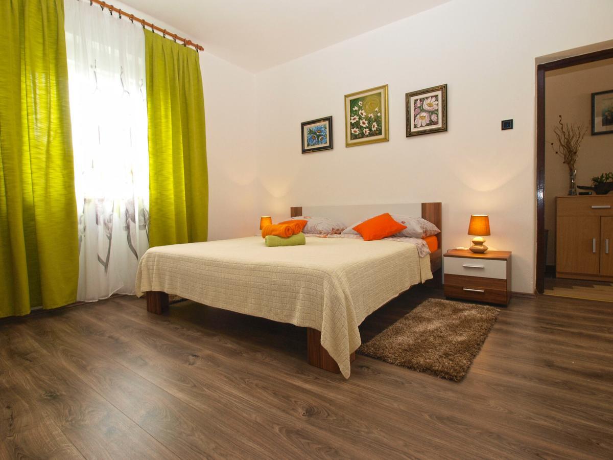 Apartment Luciano 1540 Pula Luaran gambar
